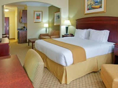 Express & By Ihg 2*